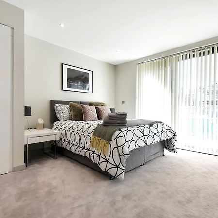 Esquire Apartments Ealing Londres Extérieur photo